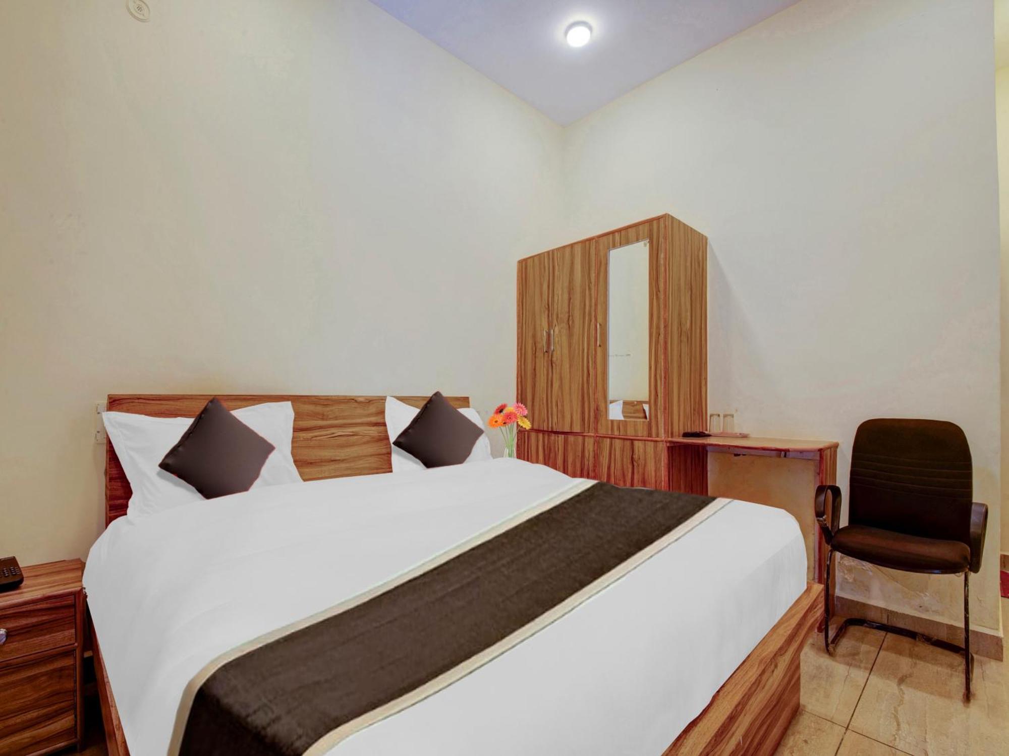 Hotel Kailasha Uttarkāshi エクステリア 写真