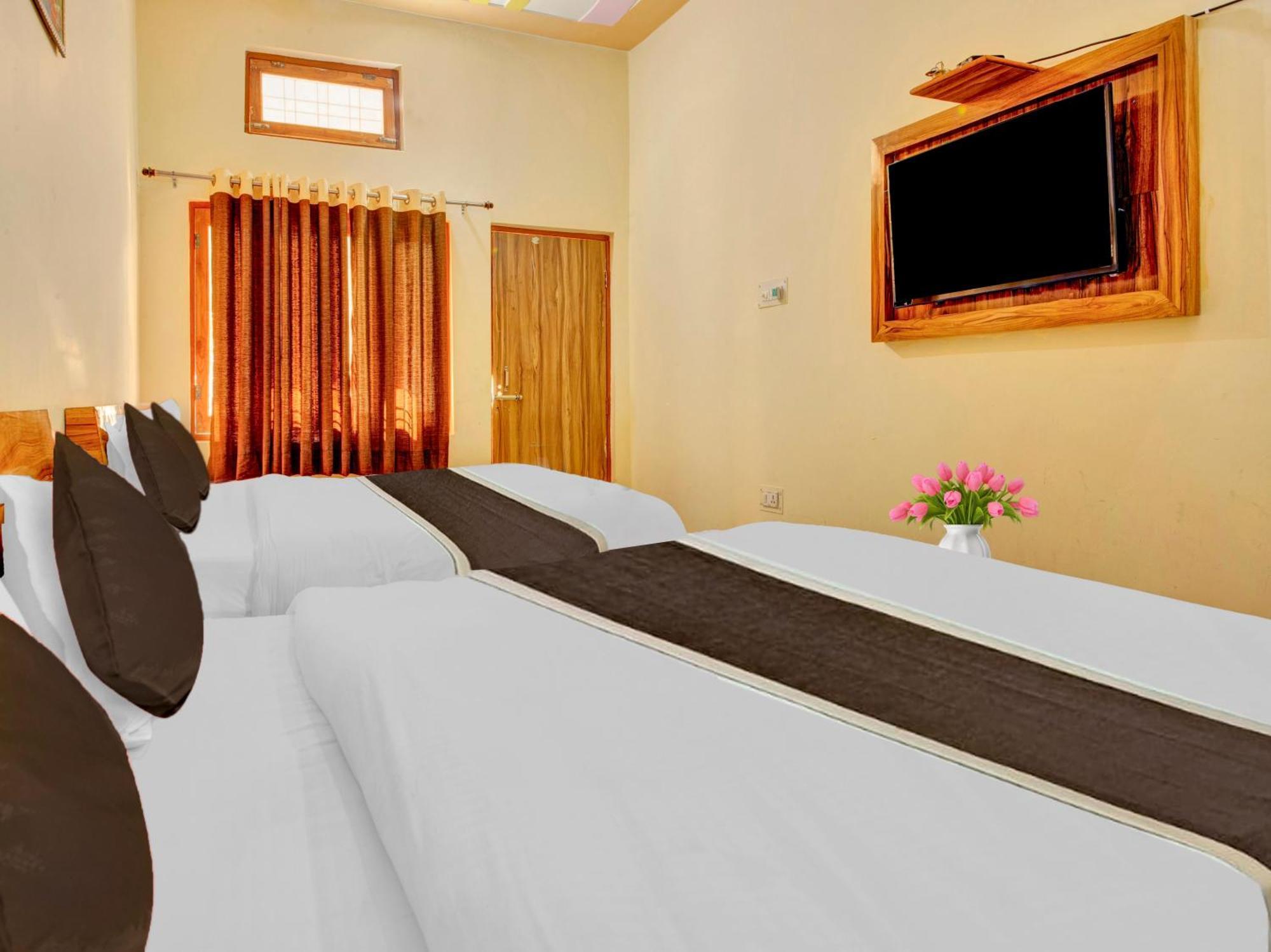 Hotel Kailasha Uttarkāshi エクステリア 写真