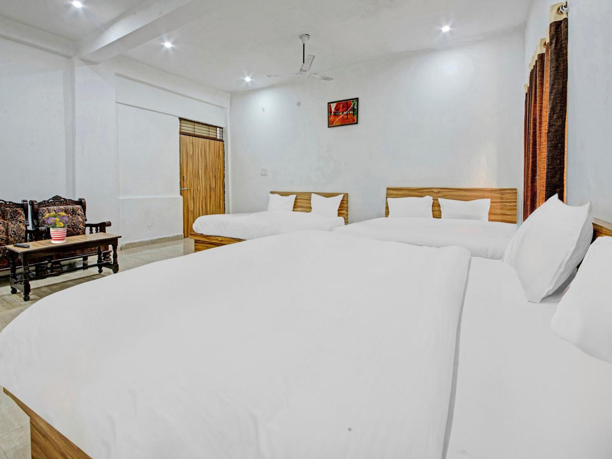 Hotel Kailasha Uttarkāshi エクステリア 写真