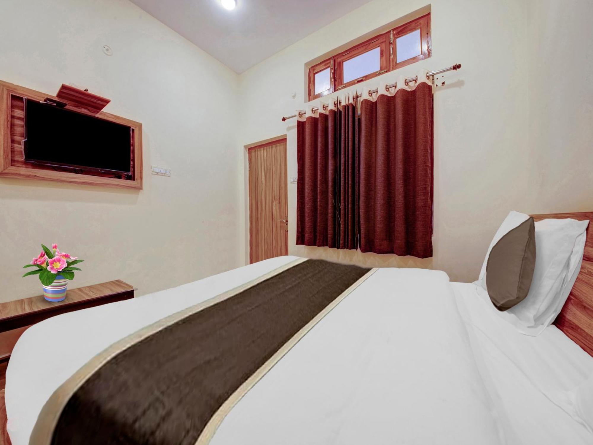 Hotel Kailasha Uttarkāshi エクステリア 写真